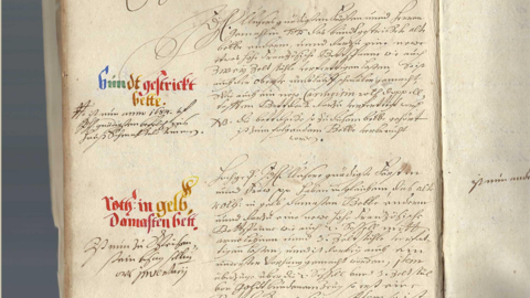 Handschriftliches Inventar mit Rubriken in bunter Tinte