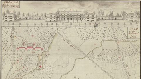 Plan und Aufriss von Wilhelmsbad bei Hanau, 18. Jahrhundert (HStAM, Karten, P III 469) Historische Karte: Oben Ansicht einer mehrflügeligen Kuranlage mit Seitengebäuden, unten Lagelan